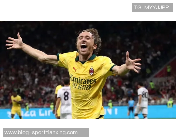 米兰2526赛季全家福揭晓阿莱格里与莫德里奇同框引发热议 米兰2526赛季全家福揭晓阿莱格里与莫德里奇同框引发热议